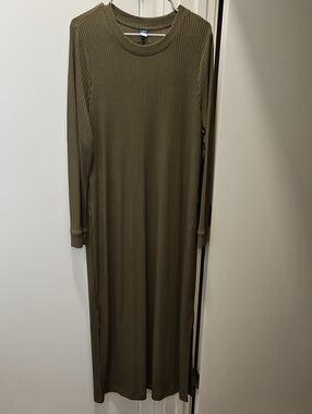 Old Navy Long Ribbed Olive Green Women’s Dress